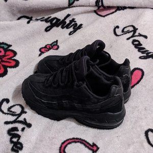 12c boys air Max 95 all black